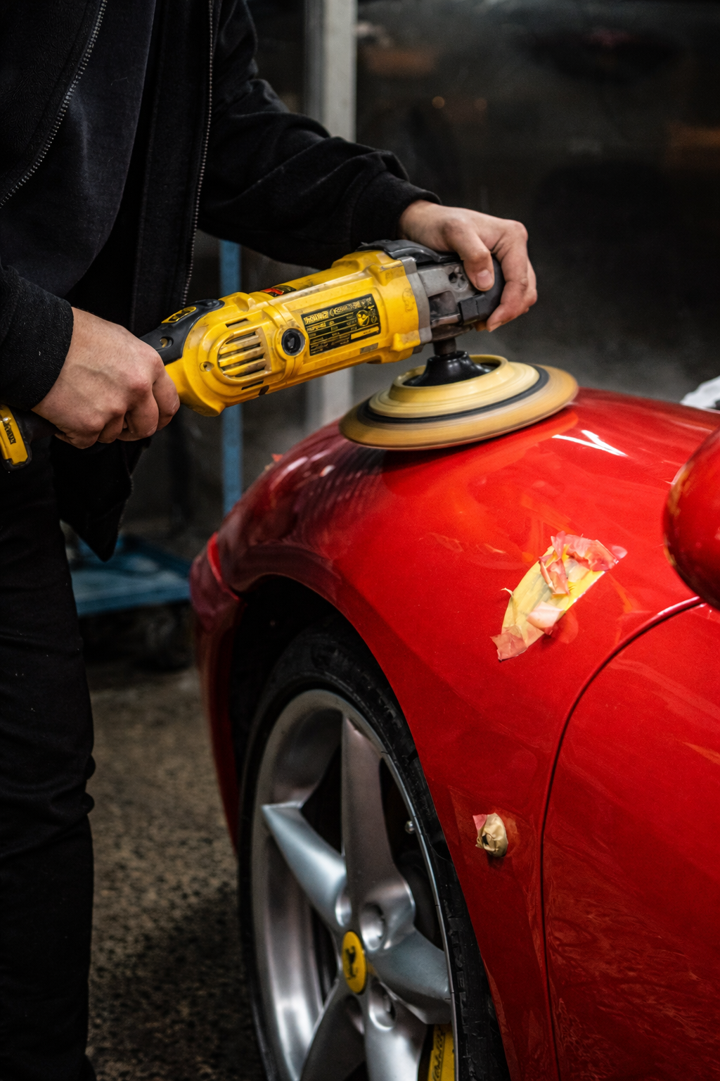 Poleringsprodukter och rondeller för professionell lackpolering