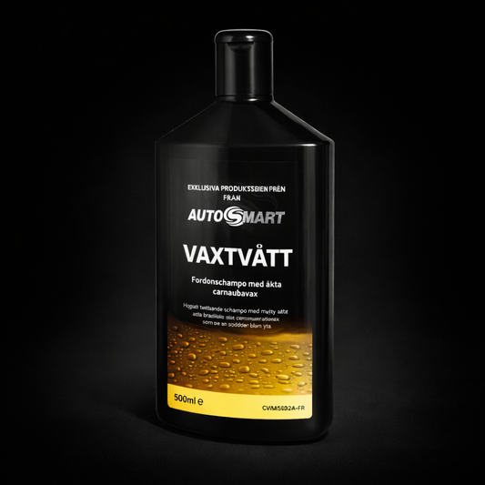 Bilschampo med carnaubavax för rengöring och skydd i ett steg