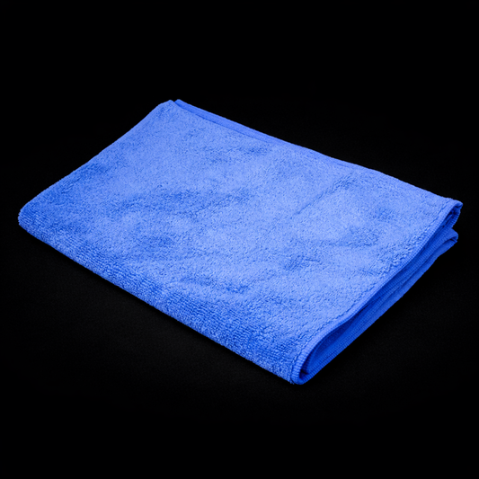 Blå mikrofiberduk för avtorkning av kemikalier och polermedel